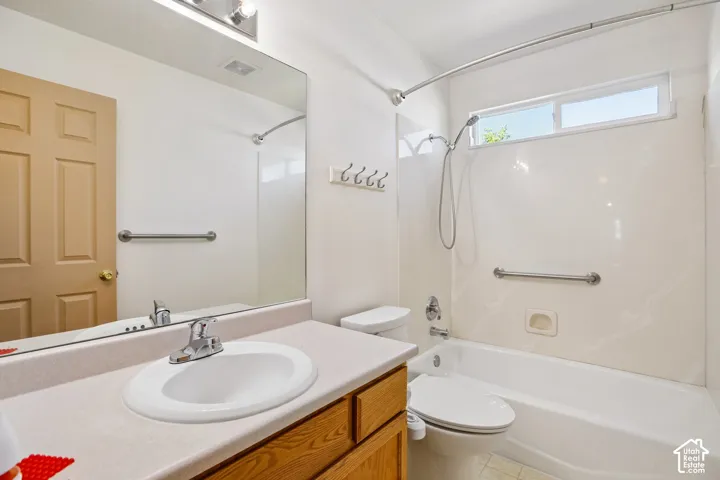 2224 N 3000 W, Clinton, Utah 84015