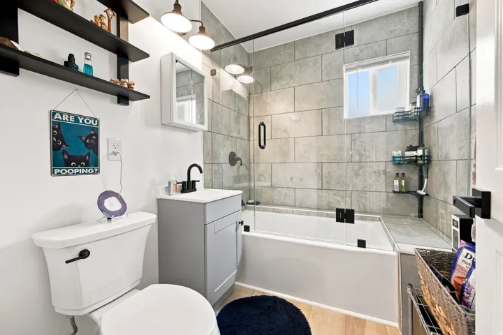 Full Updated Bathroom w/European Glass Doors