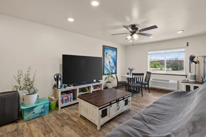 Upstairs Mother-in-Law unit
