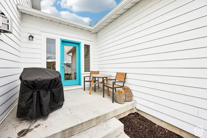 Patio area for your bbq and to enjoy the outside.