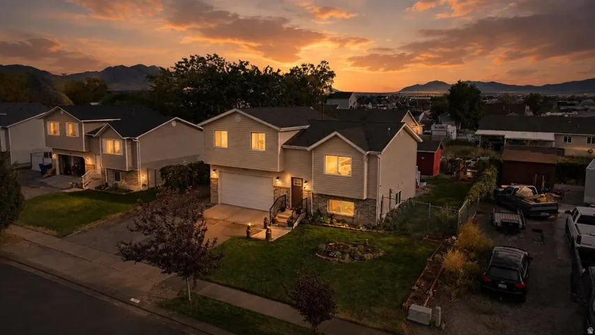 612 E Barbed Wire Dr, Grantsville, Utah 84029