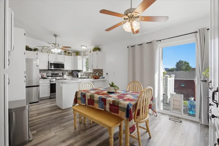 612 E Barbed Wire Dr, Grantsville, Utah 84029