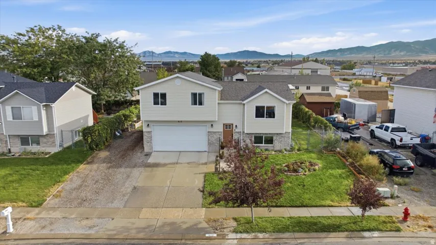 612 E Barbed Wire Dr, Grantsville, Utah 84029