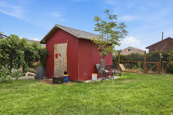 612 E Barbed Wire Dr, Grantsville, Utah 84029