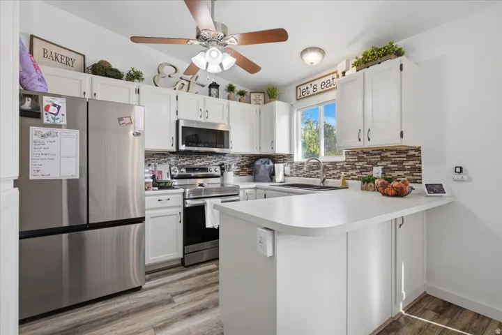612 E Barbed Wire Dr, Grantsville, Utah 84029