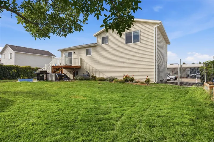 612 E Barbed Wire Dr, Grantsville, Utah 84029
