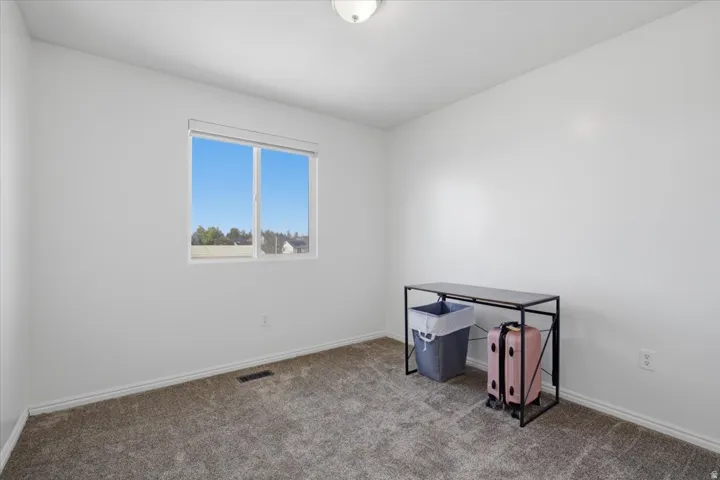 612 E Barbed Wire Dr, Grantsville, Utah 84029