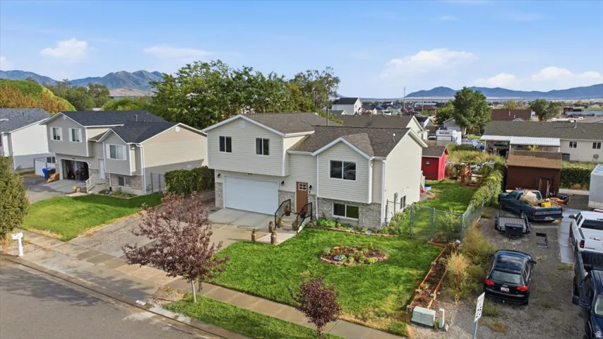612 E Barbed Wire Dr, Grantsville, Utah 84029