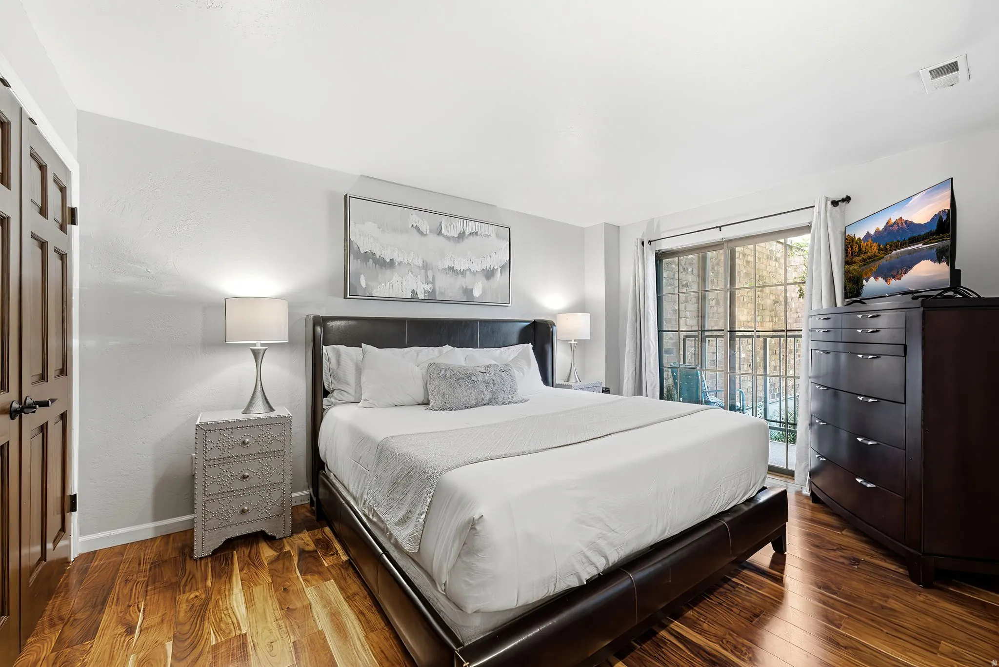 Wood-finish flooring throughout