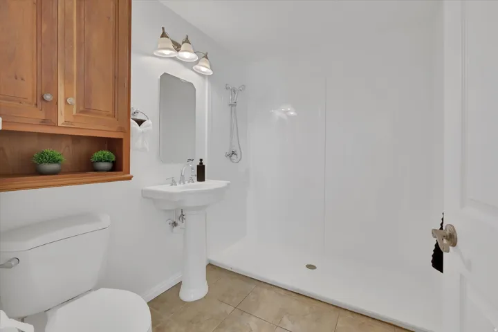 673 E 2100 N, North Logan, Utah 84341