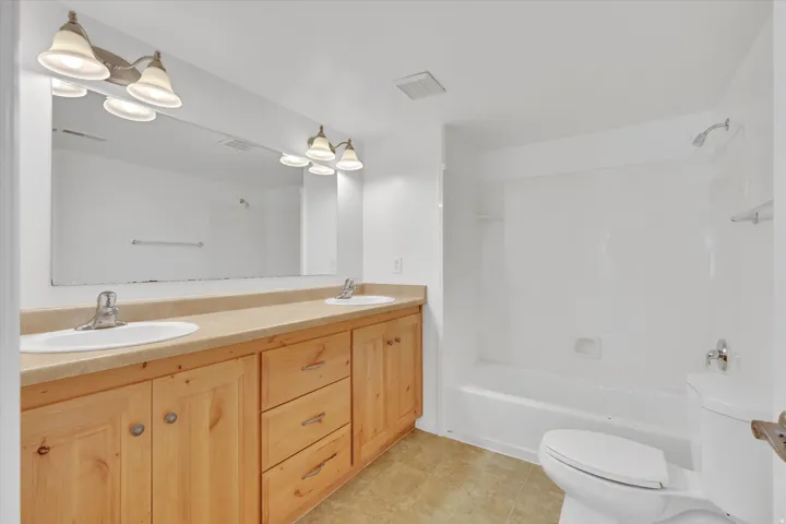 673 E 2100 N, North Logan, Utah 84341