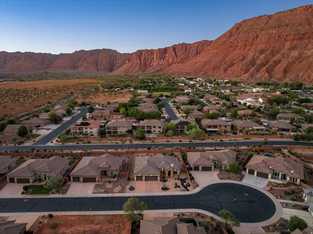 336 W Redstone Ct, Ivins, Utah 84738