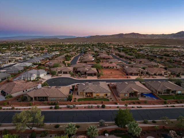 336 W Redstone Ct, Ivins, Utah 84738