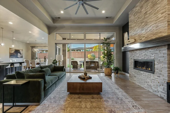 336 W Redstone Ct, Ivins, Utah 84738
