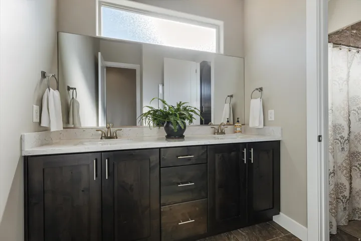 336 W Redstone Ct, Ivins, Utah 84738