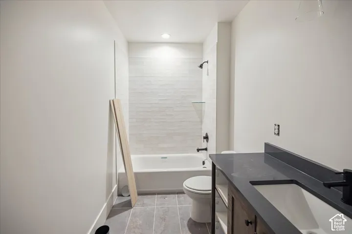 Basement Shared Bathroom