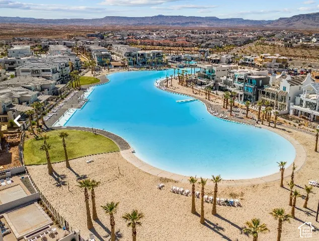 Desert Color Community