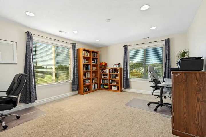 Large bedroom that was used as an office and craft space. Has a big walk-in closet!