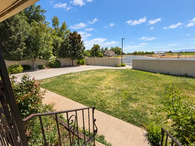 Vehicles virtually removed from driveway