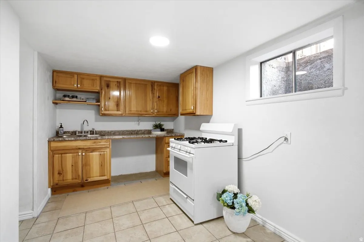 Basement kitchen