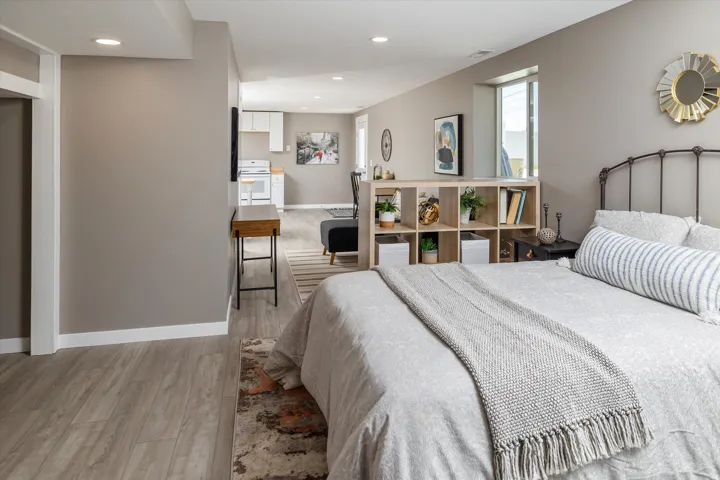 Recessed lighting with a neutral color palette