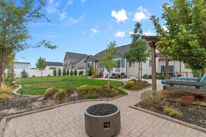 3864 W Safflower Dr, Lehi, Utah 84043