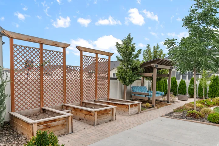 3864 W Safflower Dr, Lehi, Utah 84043