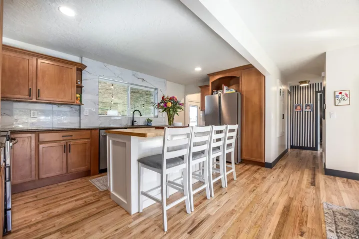 9958 S Barium Ln, Sandy, Utah 84094