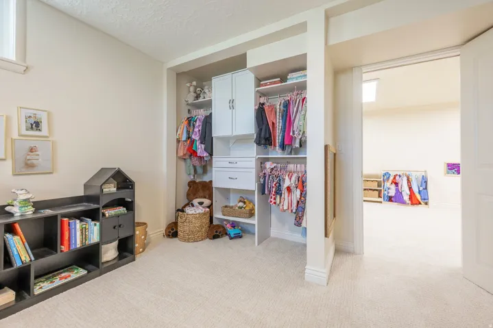 9958 S Barium Ln, Sandy, Utah 84094