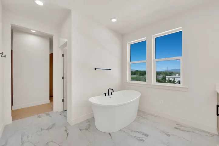 Primary Ensuite Bathroom