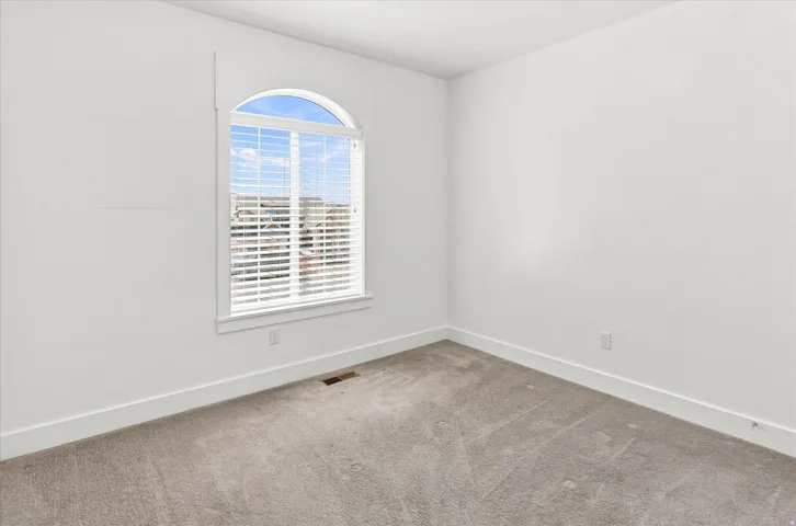 1833 E 3550 N, North Logan, Utah 84341