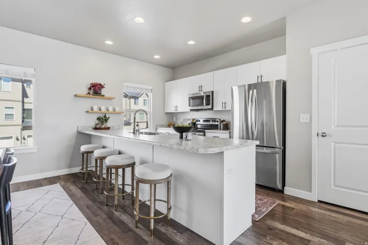 1749 W 60 S, Pleasant Grove, Utah 84062