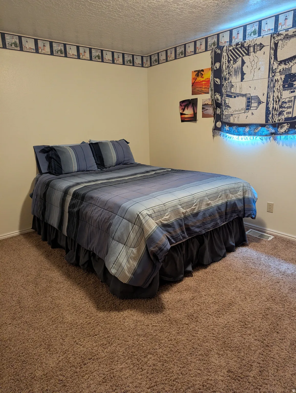 Textured wall-to-wall carpeting
