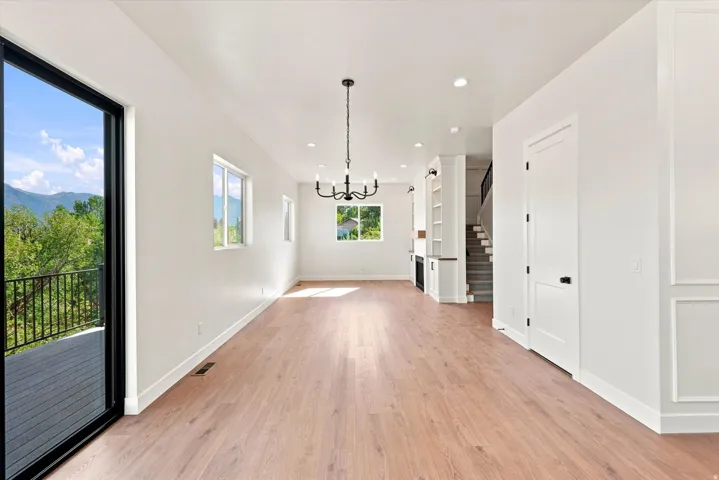 975 E Oak Creek Dr, Lehi, Utah 84043