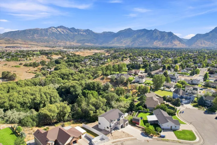 975 E Oak Creek Dr, Lehi, Utah 84043