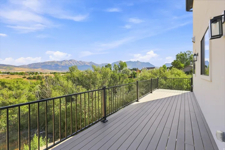 975 E Oak Creek Dr, Lehi, Utah 84043