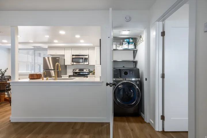 1555 E 3900 S #112, Salt Lake City, Utah 84124