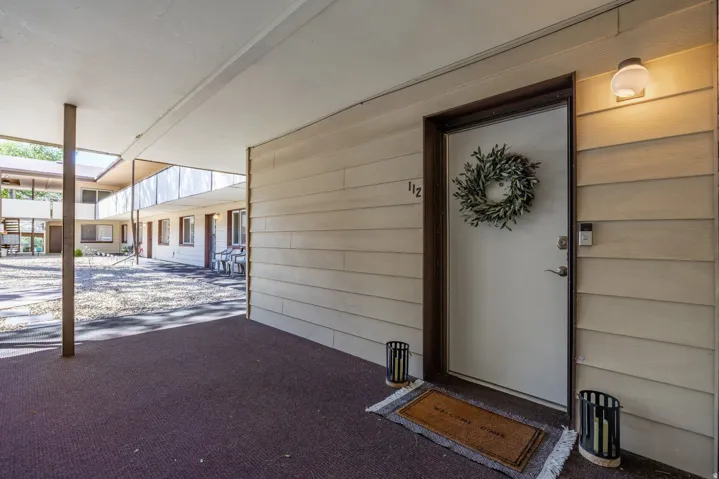 1555 E 3900 S #112, Salt Lake City, Utah 84124
