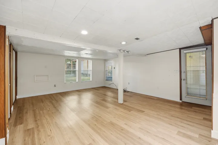 Large family room off the kitchen perfect for entertaining
