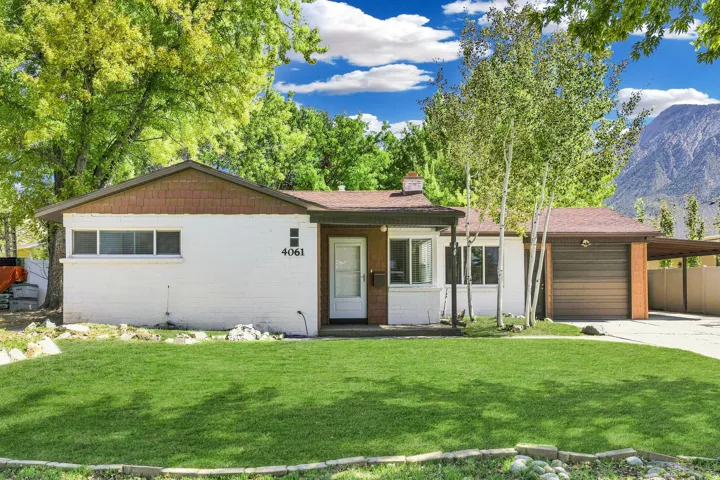 Single-level living in one of Holladay's most coveted locations