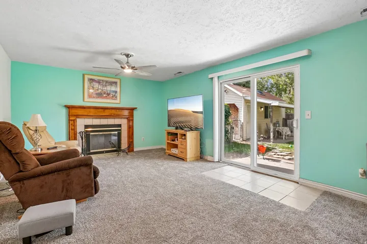 5186 W Saguar0 Dr, West Jordan, Utah 84084