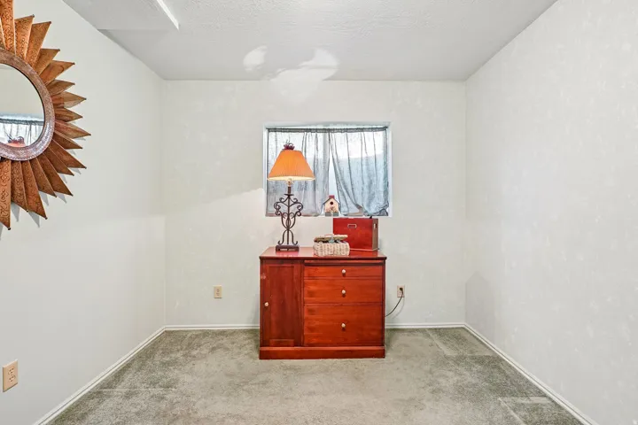 5186 W Saguar0 Dr, West Jordan, Utah 84084