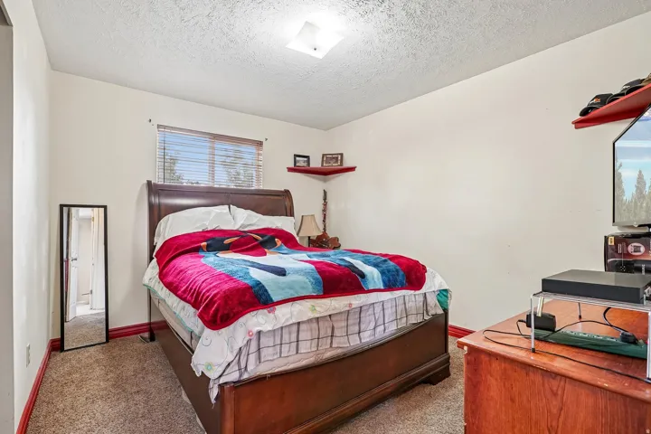 5186 W Saguar0 Dr, West Jordan, Utah 84084