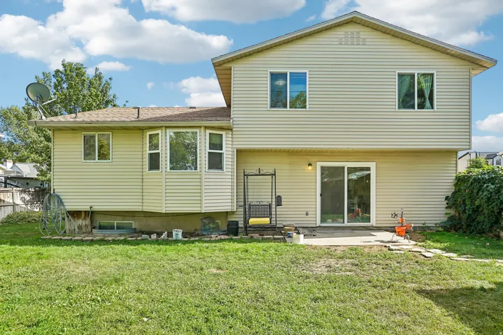 5186 W Saguar0 Dr, West Jordan, Utah 84084
