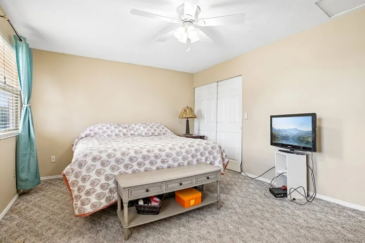 5186 W Saguar0 Dr, West Jordan, Utah 84084