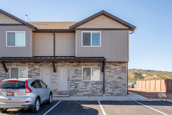 Stone veneer lower exterior