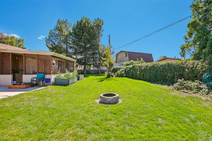 9956 S Aster Ln, Sandy, Utah 84094