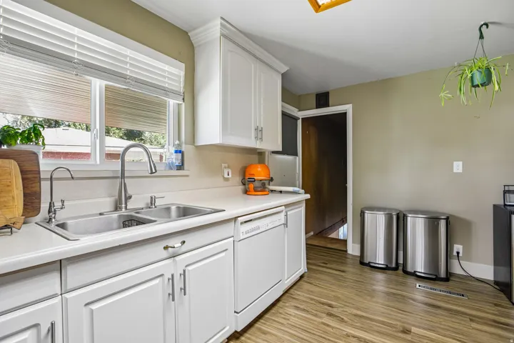 9956 S Aster Ln, Sandy, Utah 84094