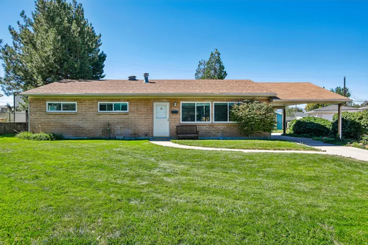 9956 S Aster Ln, Sandy, Utah 84094