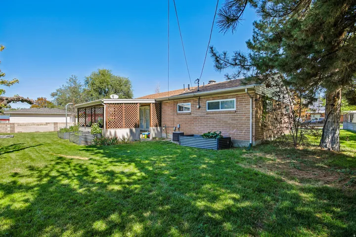 9956 S Aster Ln, Sandy, Utah 84094